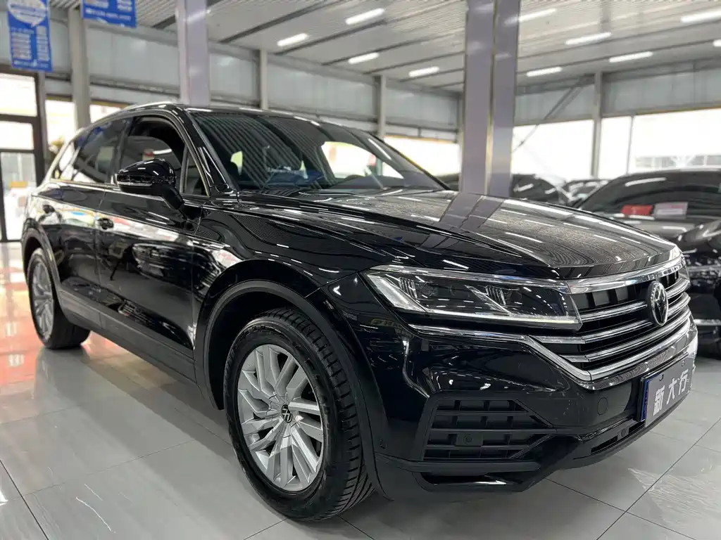 Touareg 2021 2.0TSI Pilot Special Edition купить на сайте DeffCars