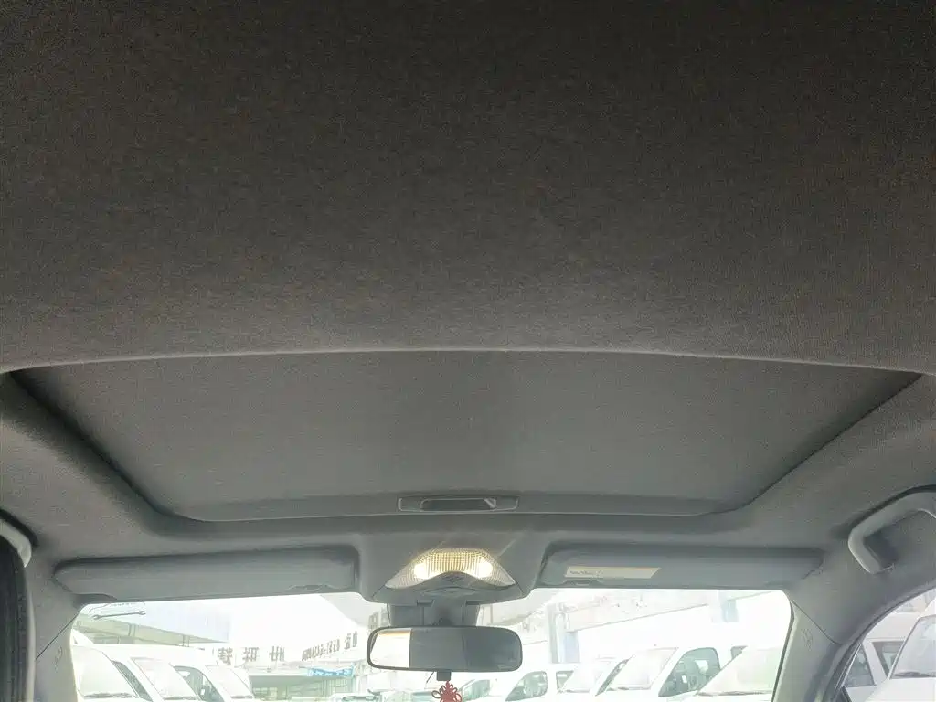 Yize IZOA 2018 2.0L Yichi Edition National VI купить на сайте DeffCars
