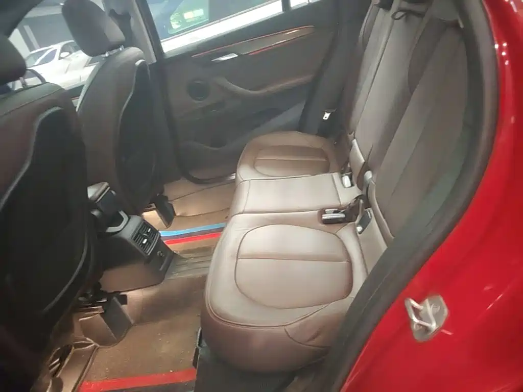 BMW X1 2018 sDrive18Li Exclusive Model купить на сайте DeffCars