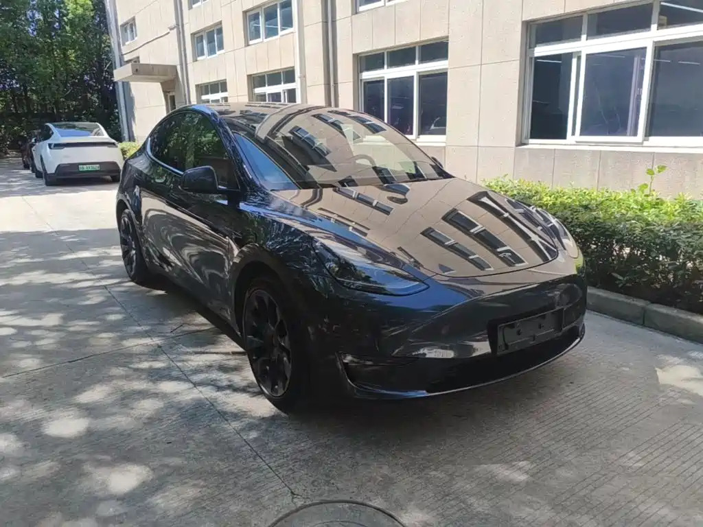 Model Y 2024 long-range all-wheel drive version купить на сайте DeffCars