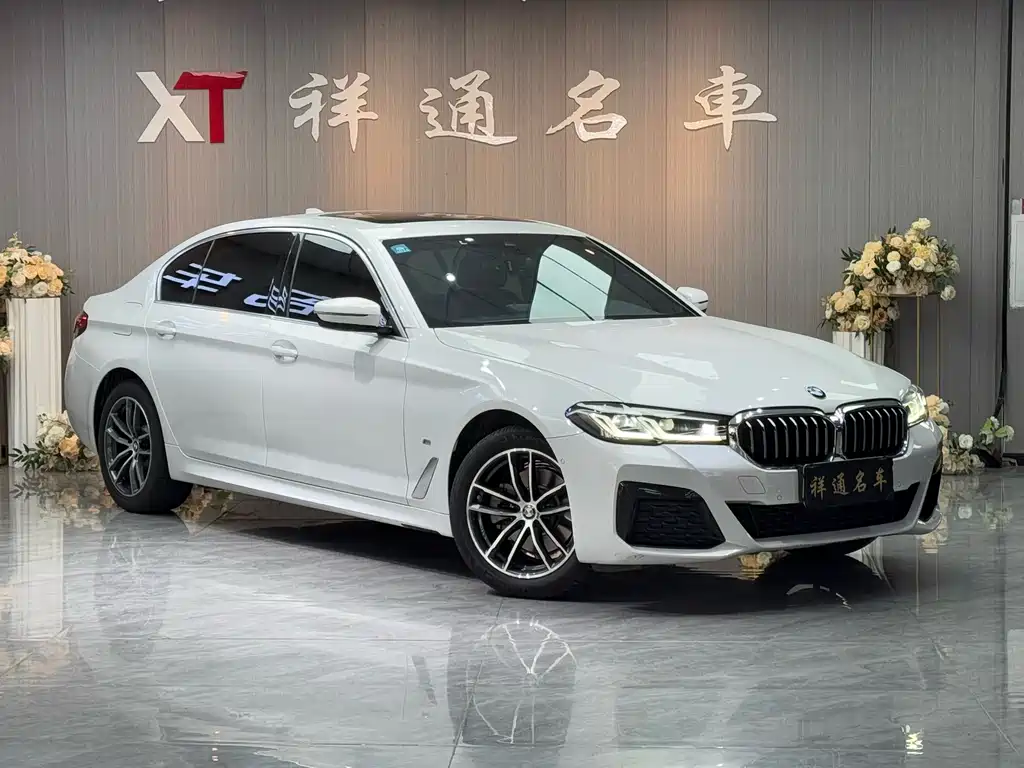 BMW 5 Series 2022 525Li M Sports Package купить на сайте DeffCars