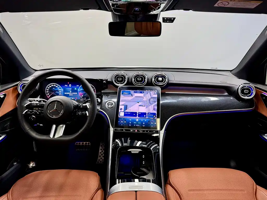 Mercedes-Benz GLC 2025 GLC 260 L 4MATIC luxury model купить на сайте DeffCars