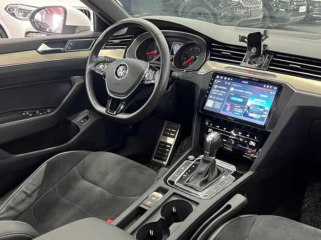 FAW-Volkswagen CC 2020 330TSI Huayan Edition National VI купить на сайте DeffCars