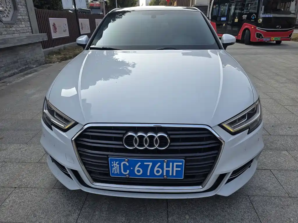 Audi A3 2019 Sportback 35 TFSI Fashion Type National VI купить на сайте DeffCars