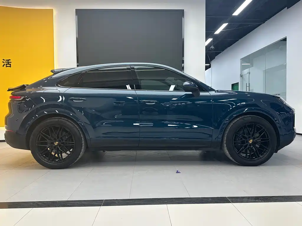 Cayenne 2024 Cayenne Coupé 3.0T купить на сайте DeffCars
