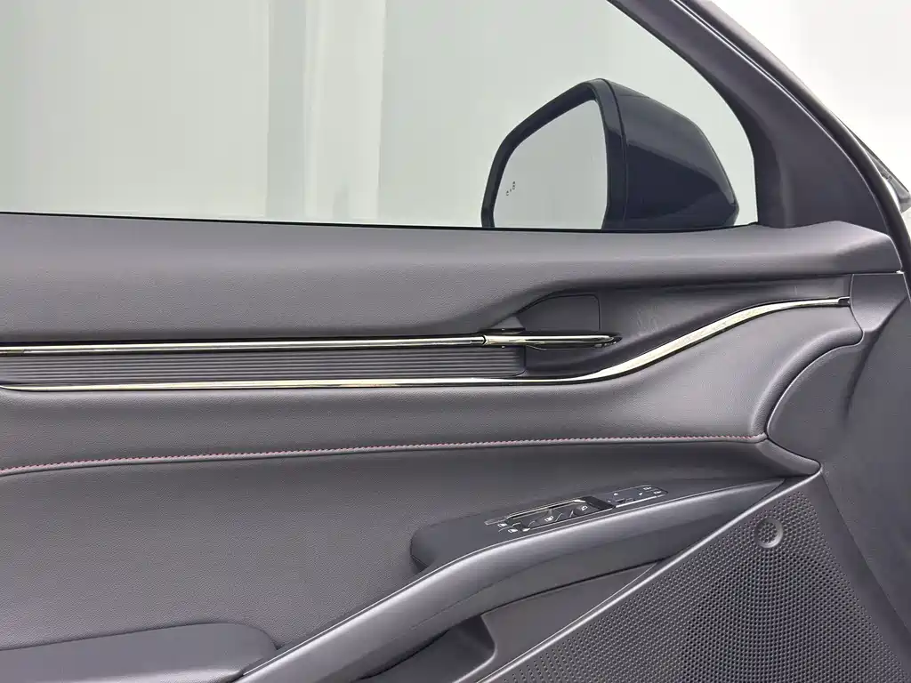 Mondeo 2022 EcoBoost 245 Luxury купить на сайте DeffCars