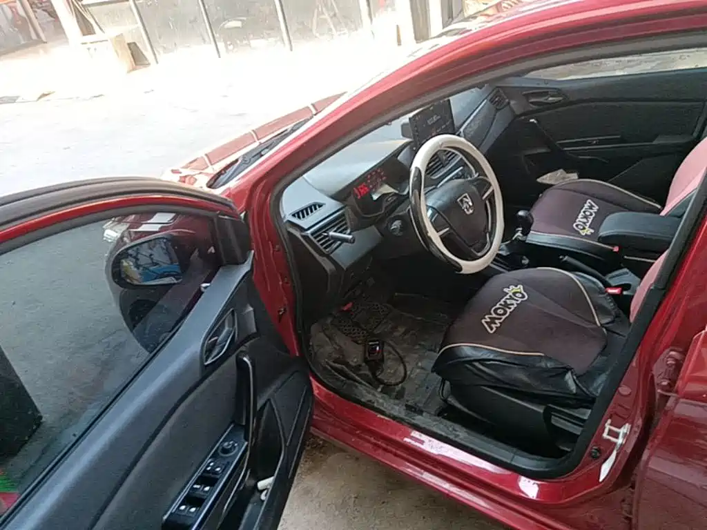 Baojun 310 2016 1.2L manual comfort model купить на сайте DeffCars