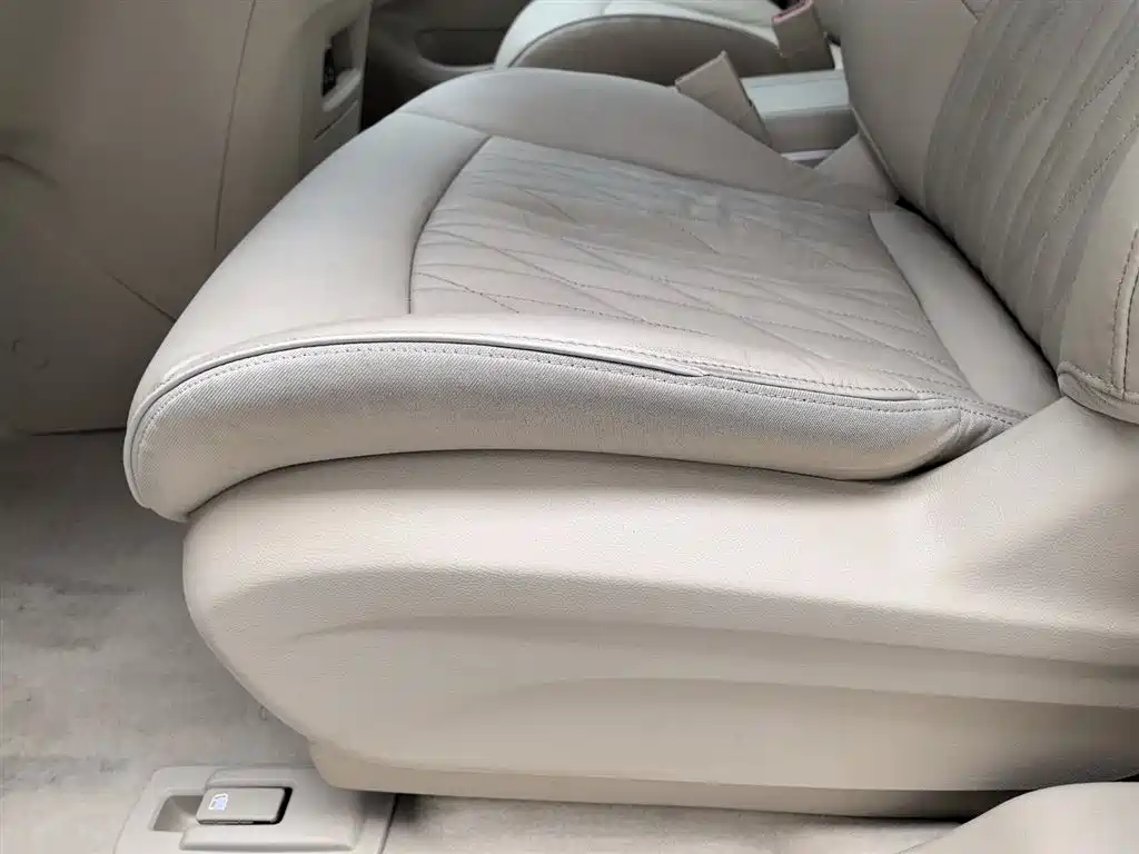 Buick GL8 2023 facelift land business class luxury купить на сайте DeffCars