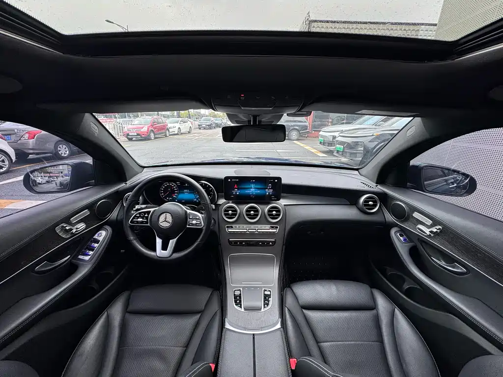 Mercedes-Benz GLC Coupe 2020 GLC 300 4MATIC Coupe SUV купить на сайте DeffCars