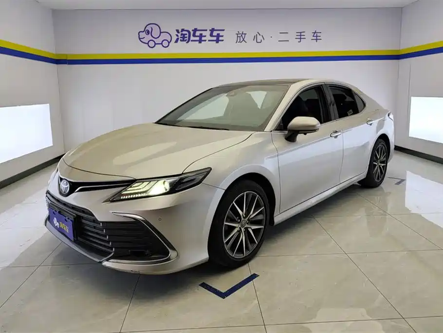 Camry 2021 2.5G Deluxe Edition купить на сайте DeffCars