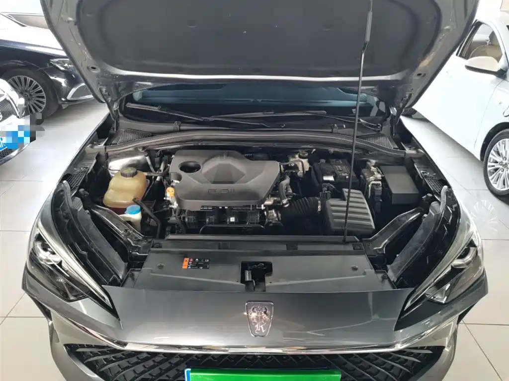 Roewe i5 2023 1.5L CVT Premium Edition купить на сайте DeffCars