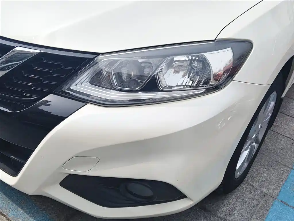Tiida 2016 1.6L CVT cool version купить на сайте DeffCars