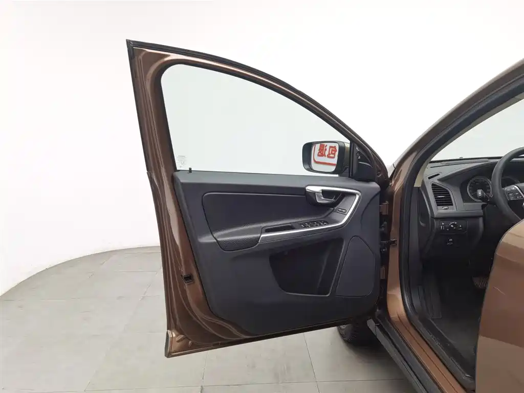 Volvo XC60 imported 2013 T6 AWD Zhiya Edition купить на сайте DeffCars