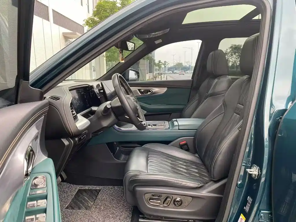Trumpchi GS8 2022 Dual Engine Series 2.0TM Four-wheel Drive Premium Edition (Six Seats) купить на сайте DeffCars