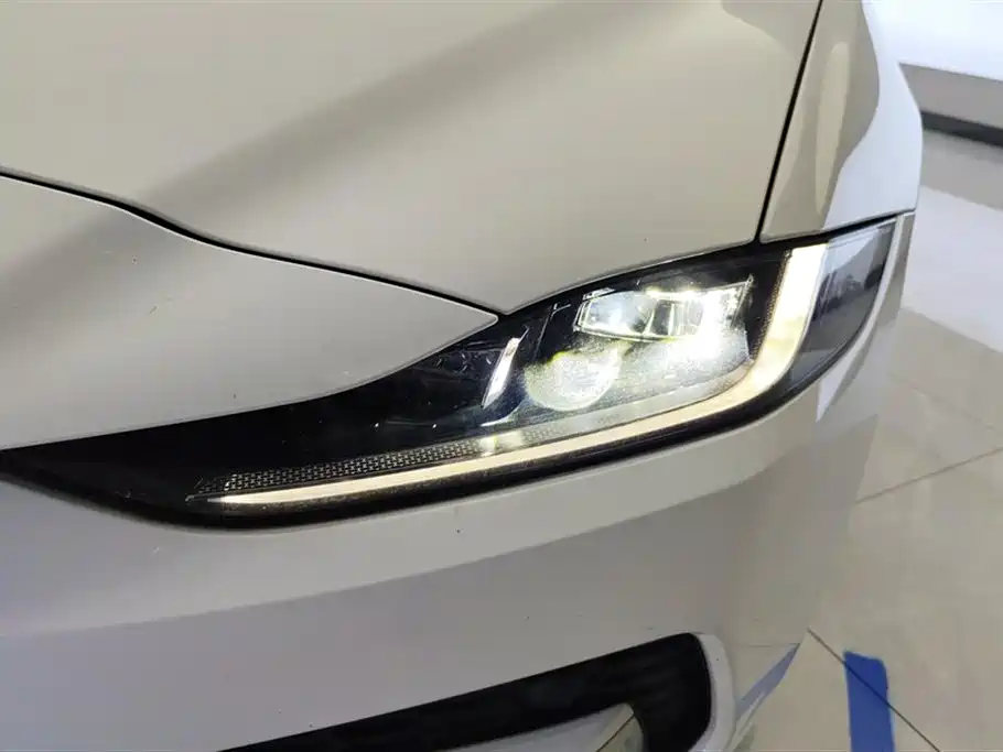 Jaguar XEL 2020 2.0T 200PS S Advanced and Elegant Edition купить на сайте DeffCars