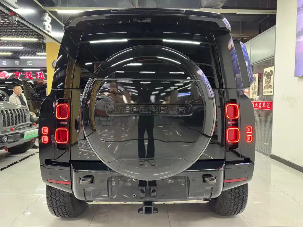 Land Rover Defender 2022 110 P400 X-DYNAMIC HSE купить на сайте DeffCars