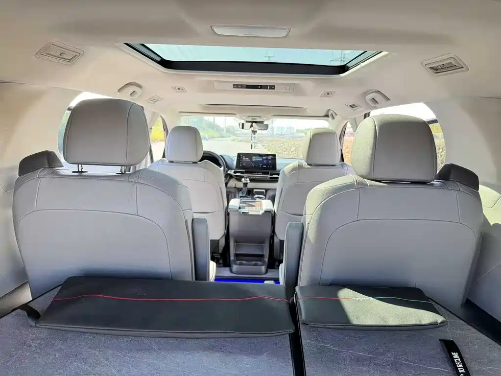 Grevia 2023 2.5L Hybrid Premium PLUS Edition купить на сайте DeffCars