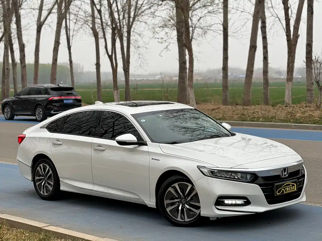Accord 2018 Sharp Hybrid 2.0L Sharp Collar Edition National VI купить на сайте DeffCars