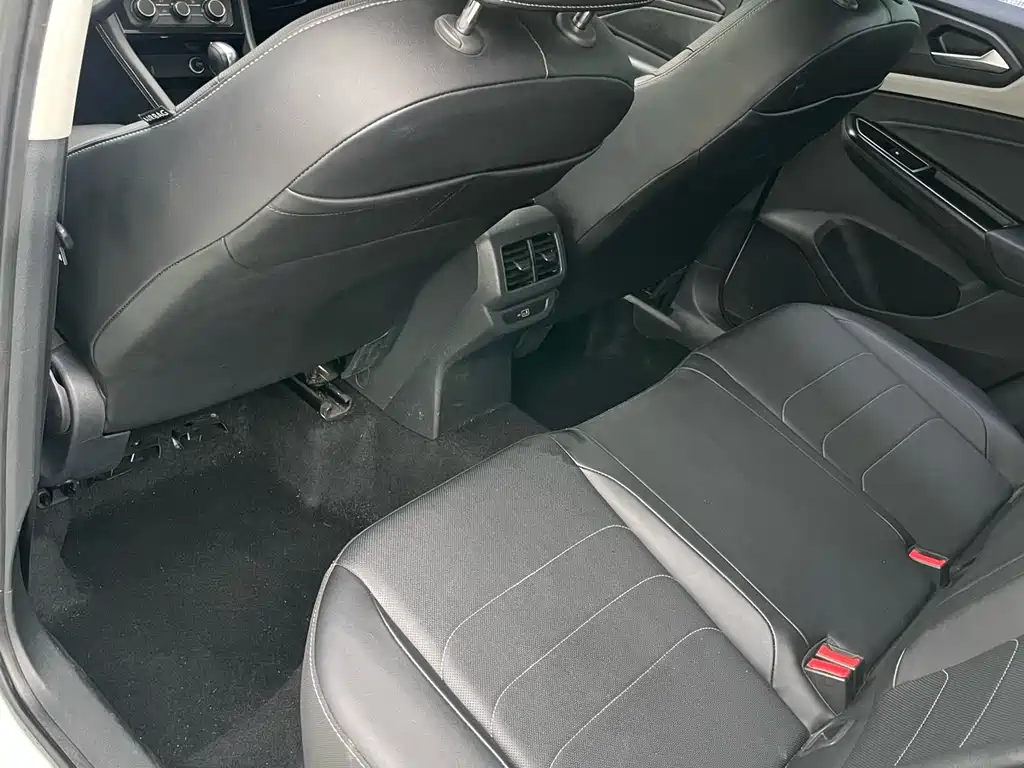 Jetta VS5 2023 280TSI automatic high-gloss enjoyment type купить на сайте DeffCars