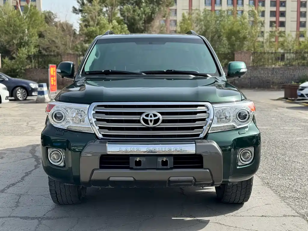 Land Cruiser 2012 4.0L automatic VX купить на сайте DeffCars