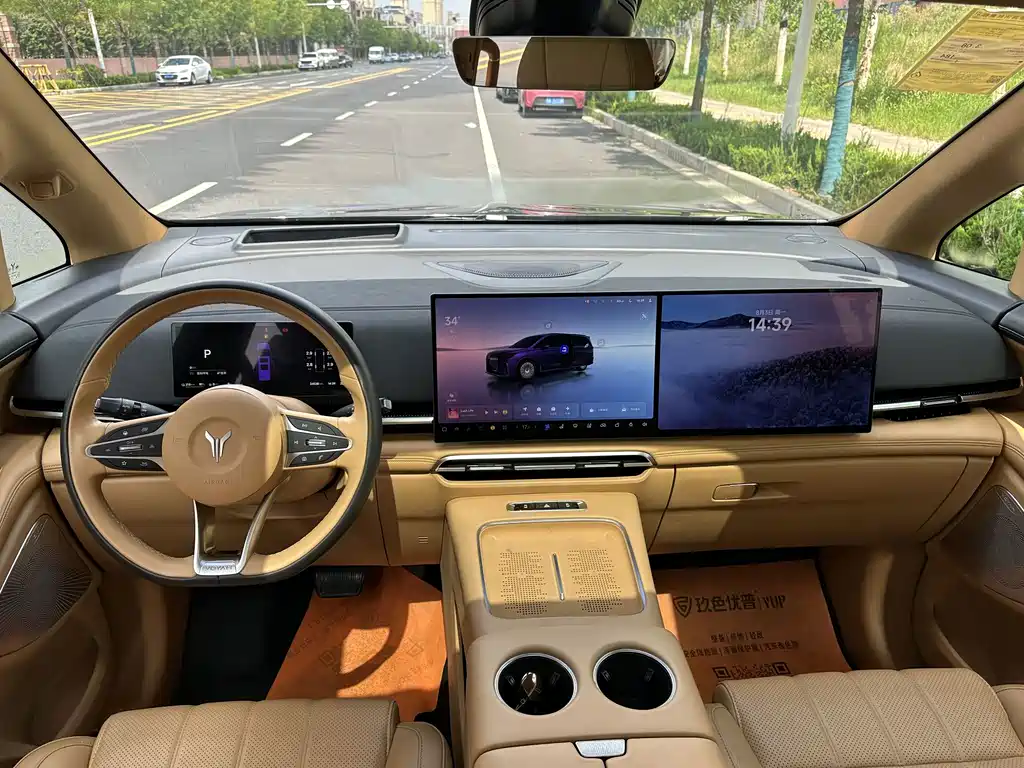 Lantu Dreamer 2025 PHEV four-wheel drive flagship Kunpeng version купить на сайте DeffCars