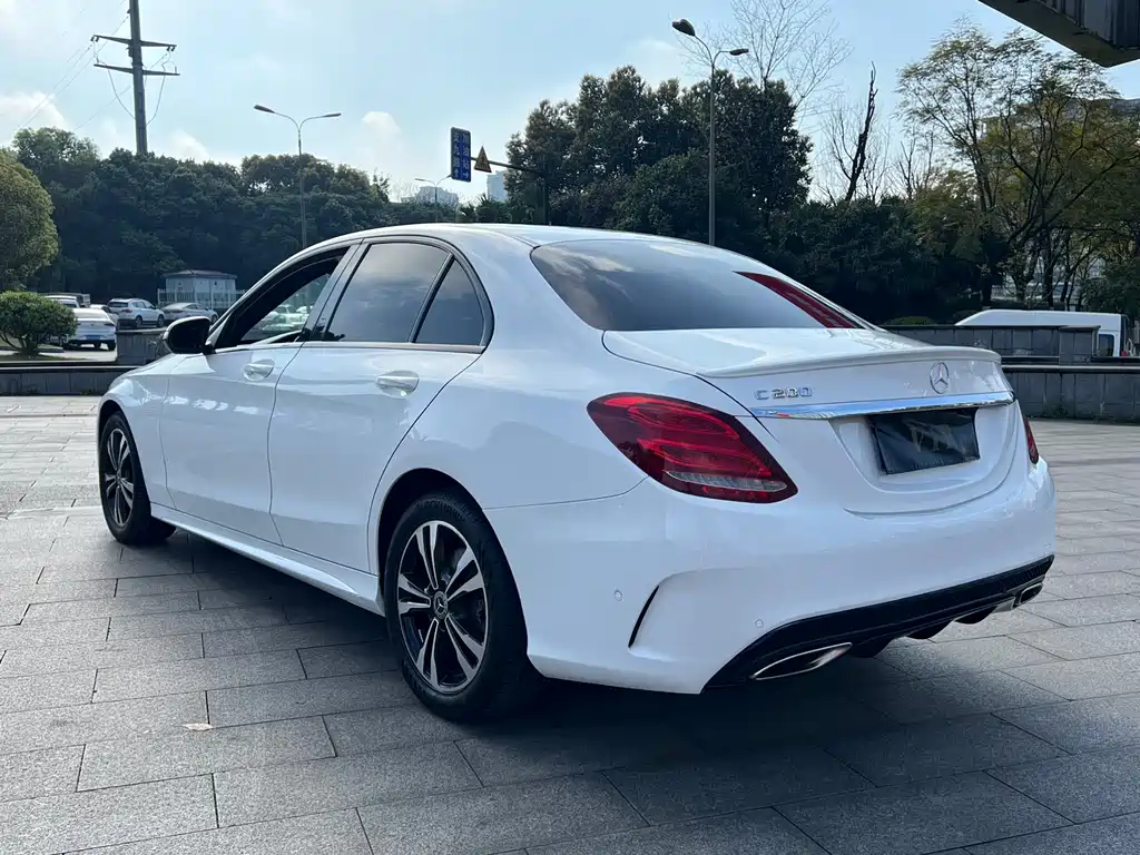 Mercedes-Benz C-Class 2018 C 200 Sports Edition купить на сайте DeffCars