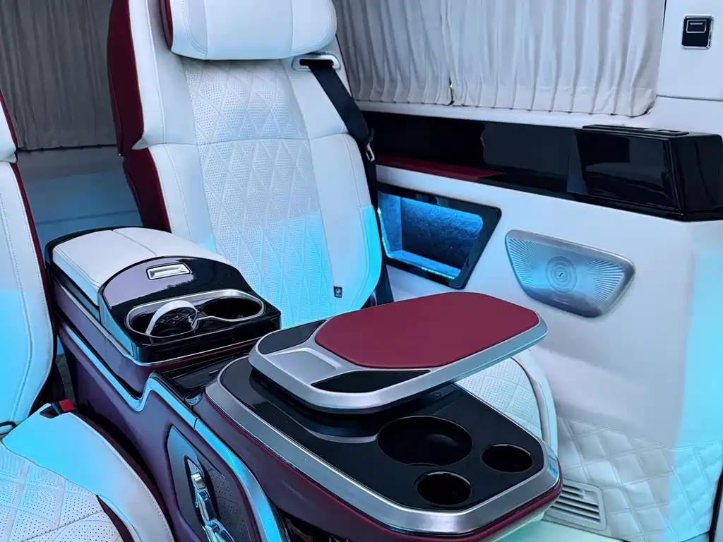 Vito 2021 2.0T Business Edition 7 seats купить на сайте DeffCars