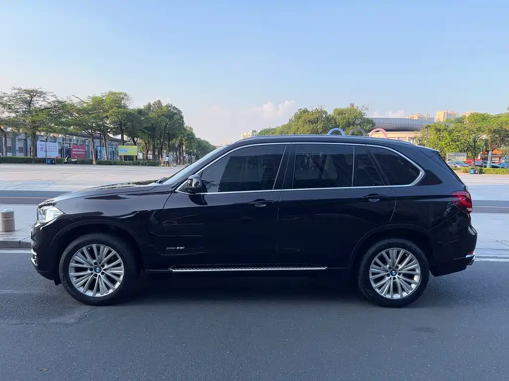 BMW X5 (импорт) 2015 xDrive28i купить на сайте DeffCars