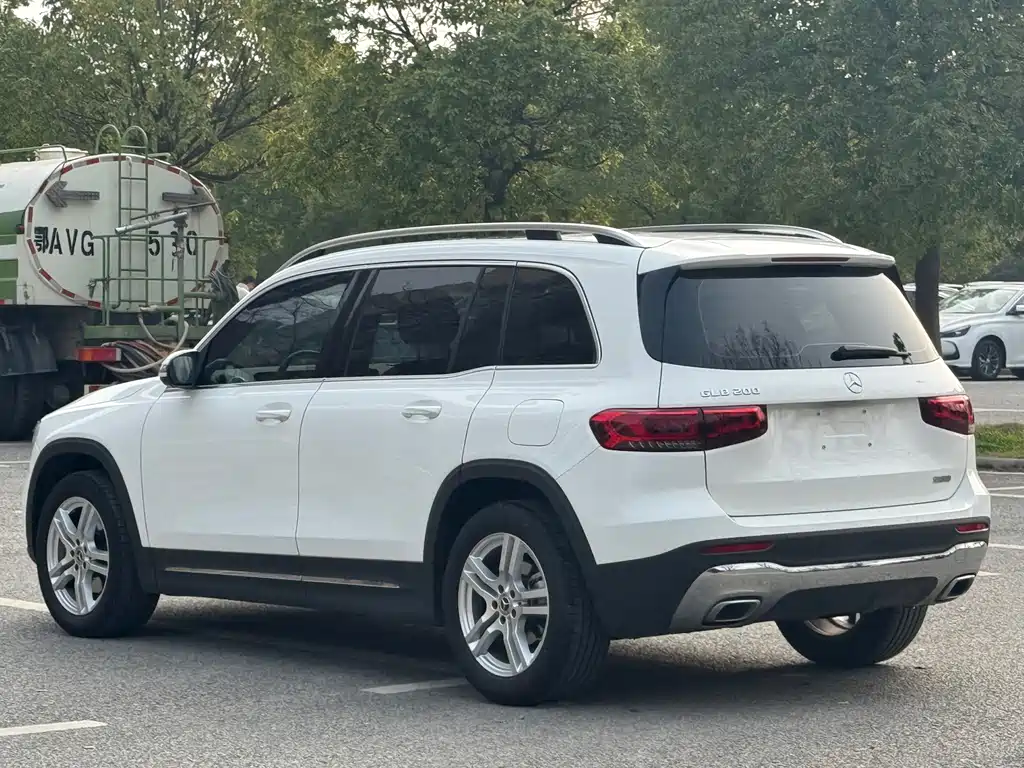 Mercedes-Benz GLB 2023 GLB 200 Dynamic купить на сайте DeffCars