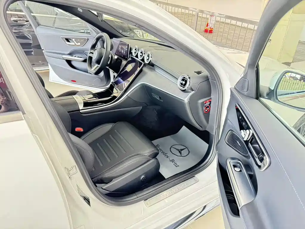 Mercedes-Benz C-Class 2023 C 260 L Sports Edition купить на сайте DeffCars