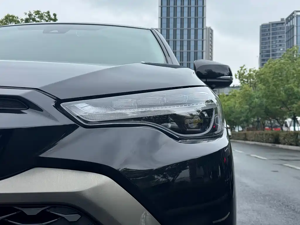 Fenglanda 2023 2.0L CVT Deluxe Edition купить на сайте DeffCars