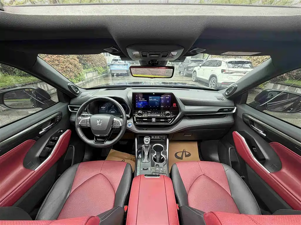 Crown Lufang 2021 2.5L HEV four-wheel drive flagship version купить на сайте DeffCars