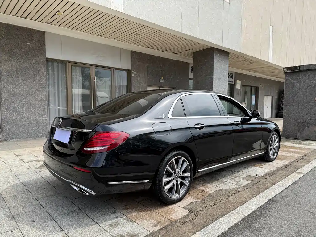 Mercedes-Benz E-Class 2017 E 300 L Luxury Model купить на сайте DeffCars