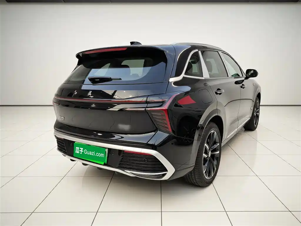 Hongqi HS3 PHEV 2025 model 125km Jinwei PLUS 2 million commemorative edition купить на сайте DeffCars