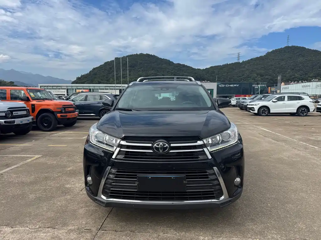 Highlander 2018 2.0T four-wheel drive premium version, 7 seats, National VI купить на сайте DeffCars