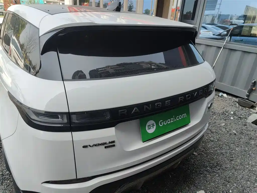 Range Rover Evoque 2023 Evoque L 249PS Deluxe Edition купить на сайте DeffCars