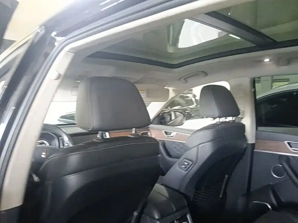 Hongqi HS7 2022 3.0T automatic four-wheel drive smart connected flagship version, five seats купить на сайте DeffCars