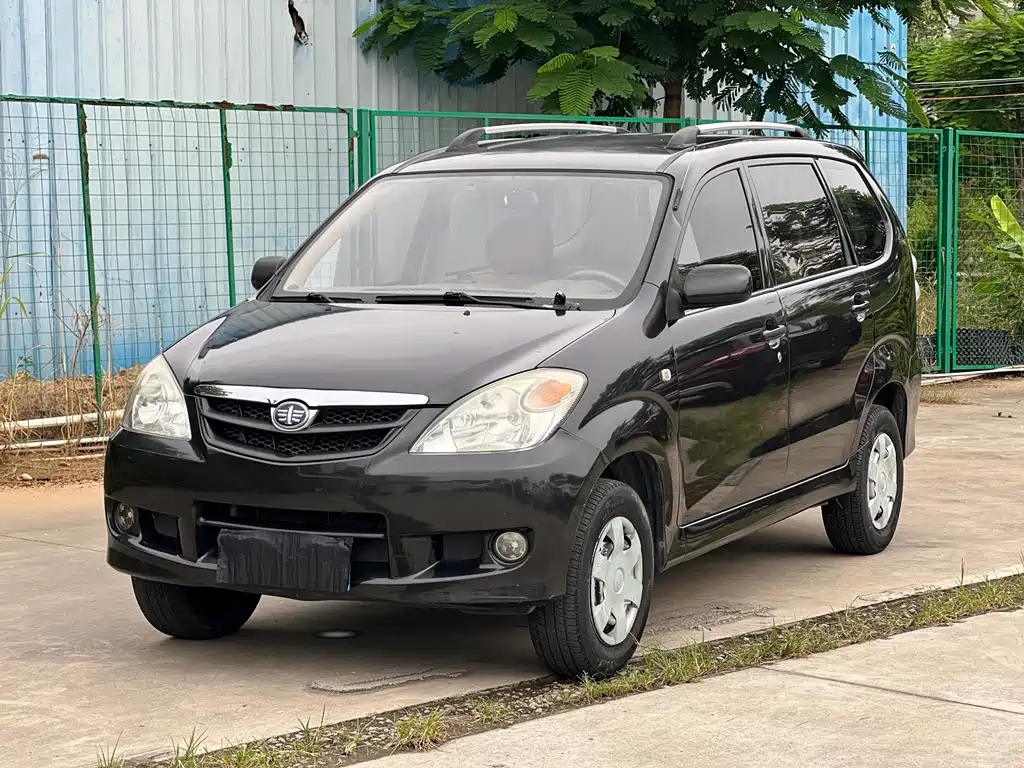 M80 2014 1.3L Manual 5 Seater Value Edition купить на сайте DeffCars