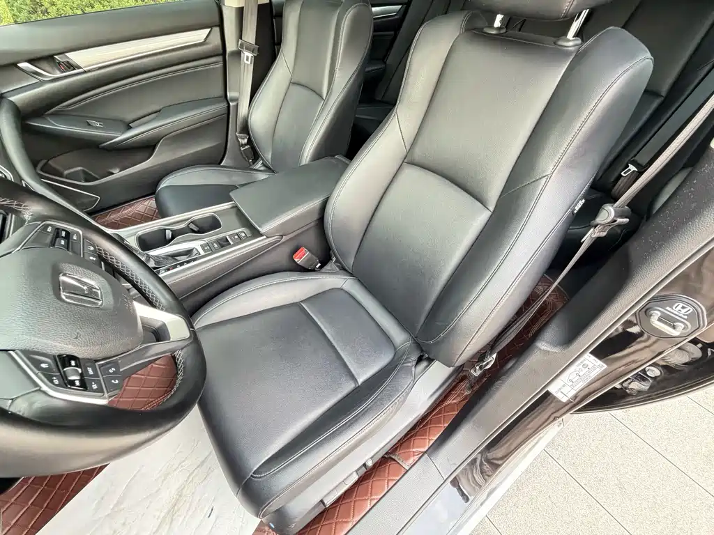 Accord 2018 260TURBO Deluxe Edition National V купить на сайте DeffCars