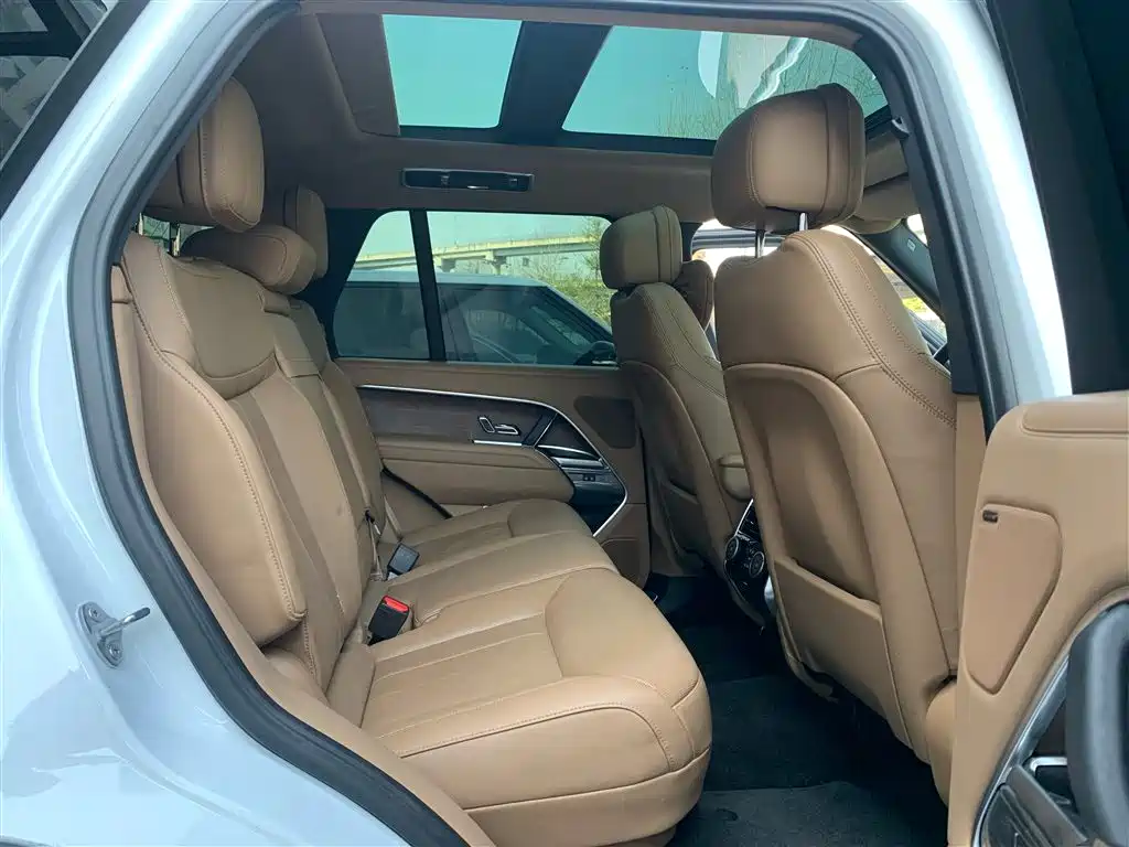 Range Rover 2023 3.0 L6 360PS Grand Edition купить на сайте DeffCars