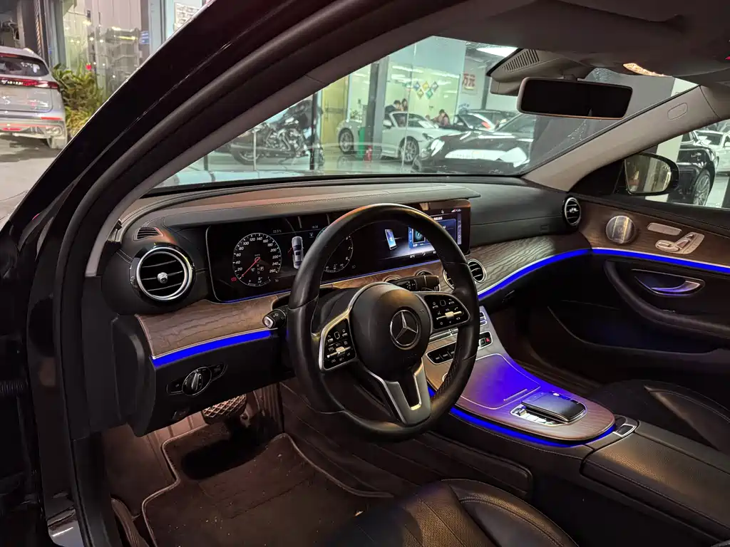 Mercedes-Benz E-Class 2020 E 300 L Luxury Model купить на сайте DeffCars