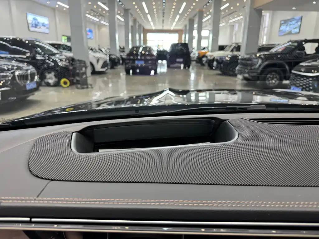 Mercedes-Benz GLS 2025 GLS 450 4MATIC luxury model купить на сайте DeffCars