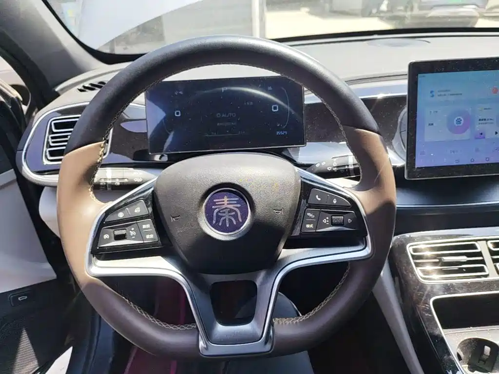 Qin Plus 2024 Honor Edition EV 420KM Transcendent Type купить на сайте DeffCars