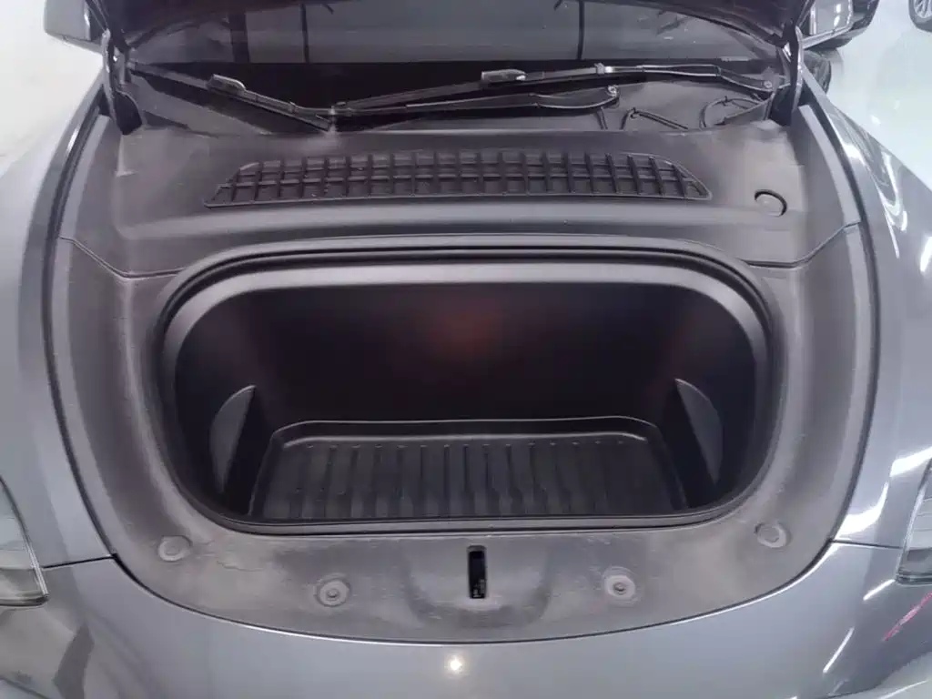 Model Y 2022 facelift rear-wheel drive version купить на сайте DeffCars