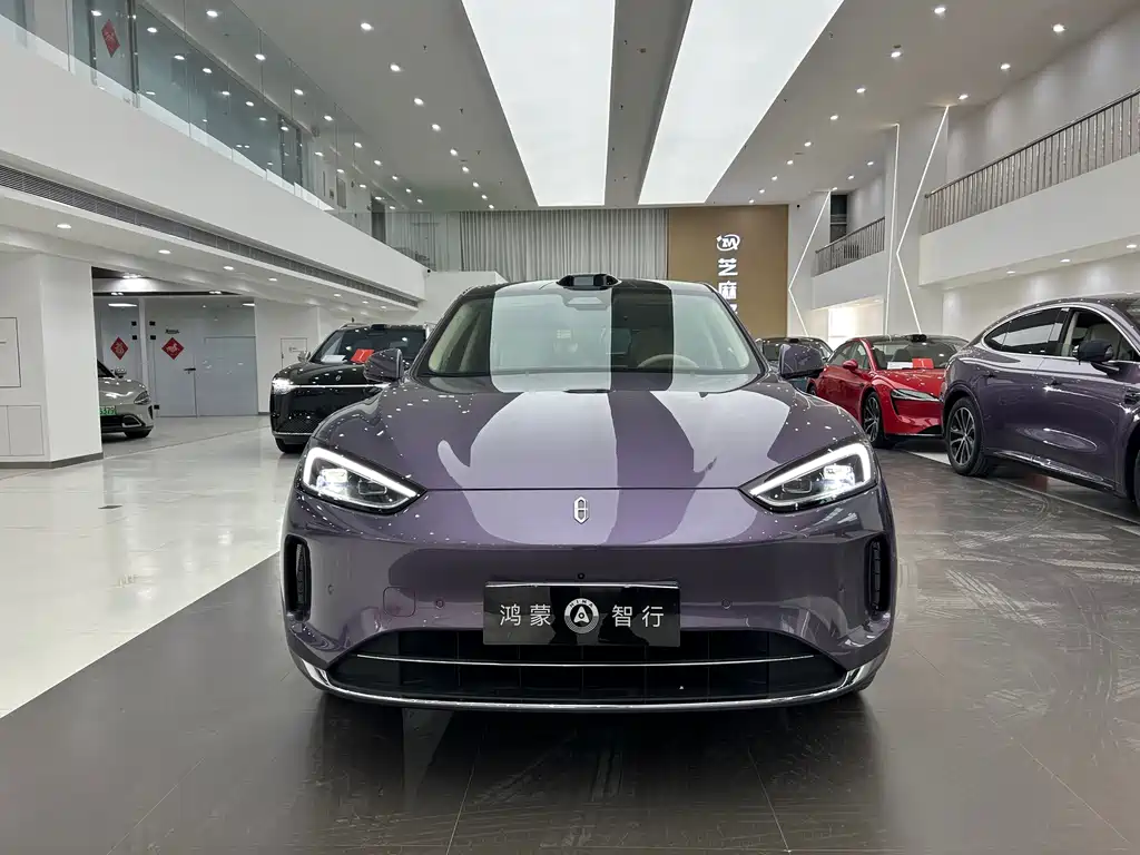 Wenjie M5 2025 extended range Ultra four-wheel drive version купить на сайте DeffCars