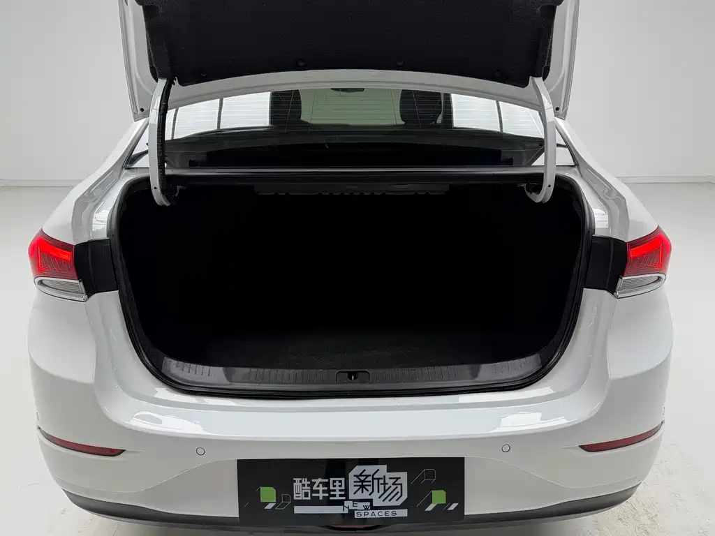 Yinglang 2021 1.3T automatic light hybrid elite model купить на сайте DeffCars
