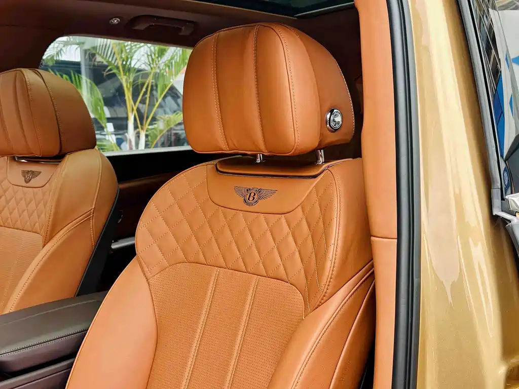 Bentayga 2017 6.0T Standard Edition купить на сайте DeffCars