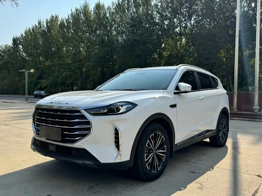 Jietu X70 PLUS 2021 facelift 1.5T DCT Mountain PRO 7 seats купить на сайте DeffCars