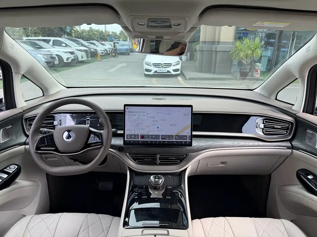 Denza D9 2022 DM-i 1040 Premium Type купить на сайте DeffCars