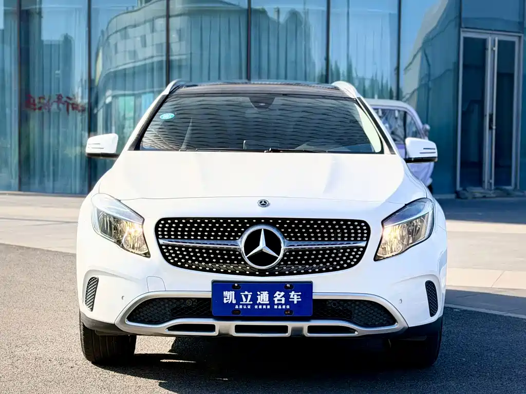 Mercedes-Benz GLA 2018 GLA 200 Dynamic купить на сайте DeffCars